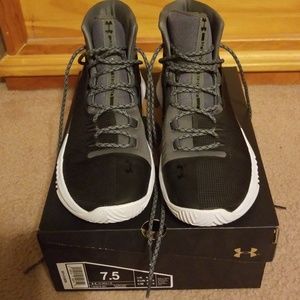 Under Armour Basketball Sneakers